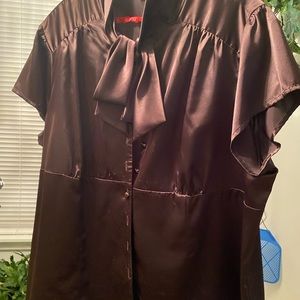 Ladies short sleeve top